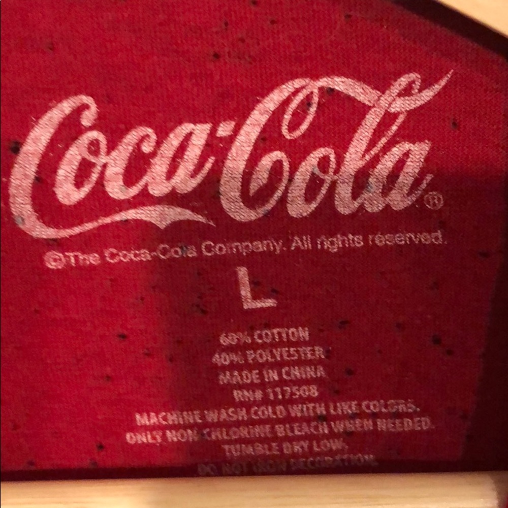 Coca Cola Logo T-Shirt - Picture 3 of 5